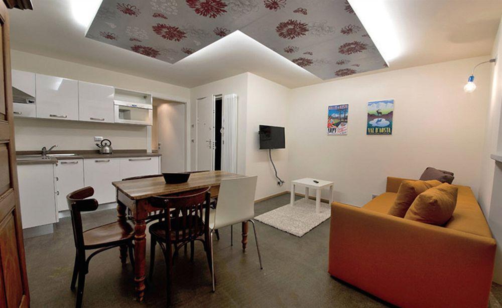Apartements Coeur De Ville 아오스타 외부 사진