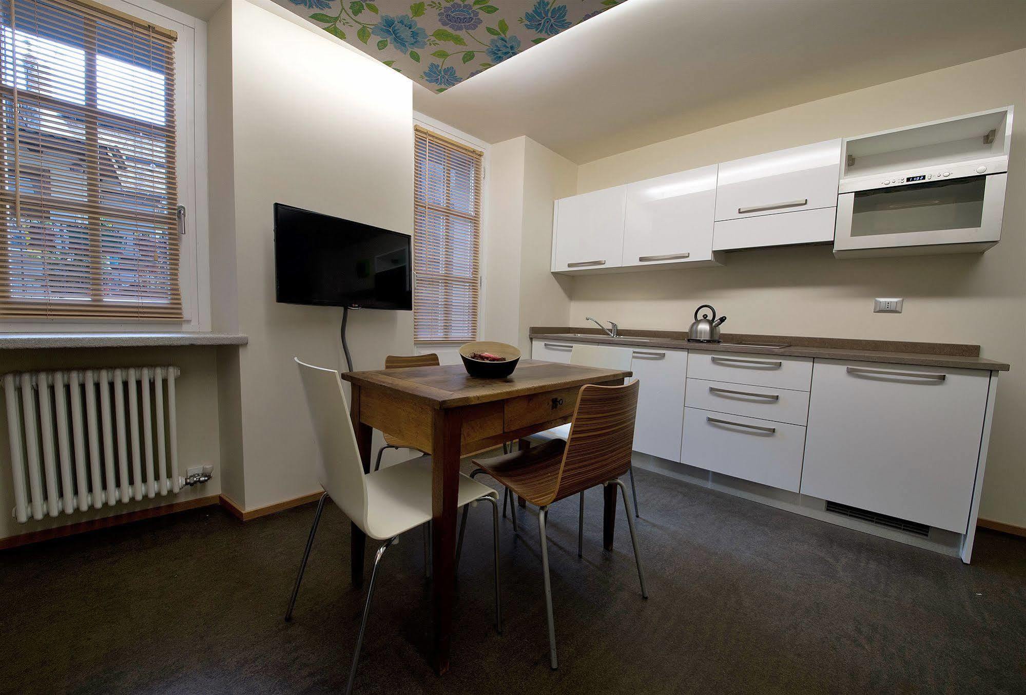 Apartements Coeur De Ville 아오스타 외부 사진