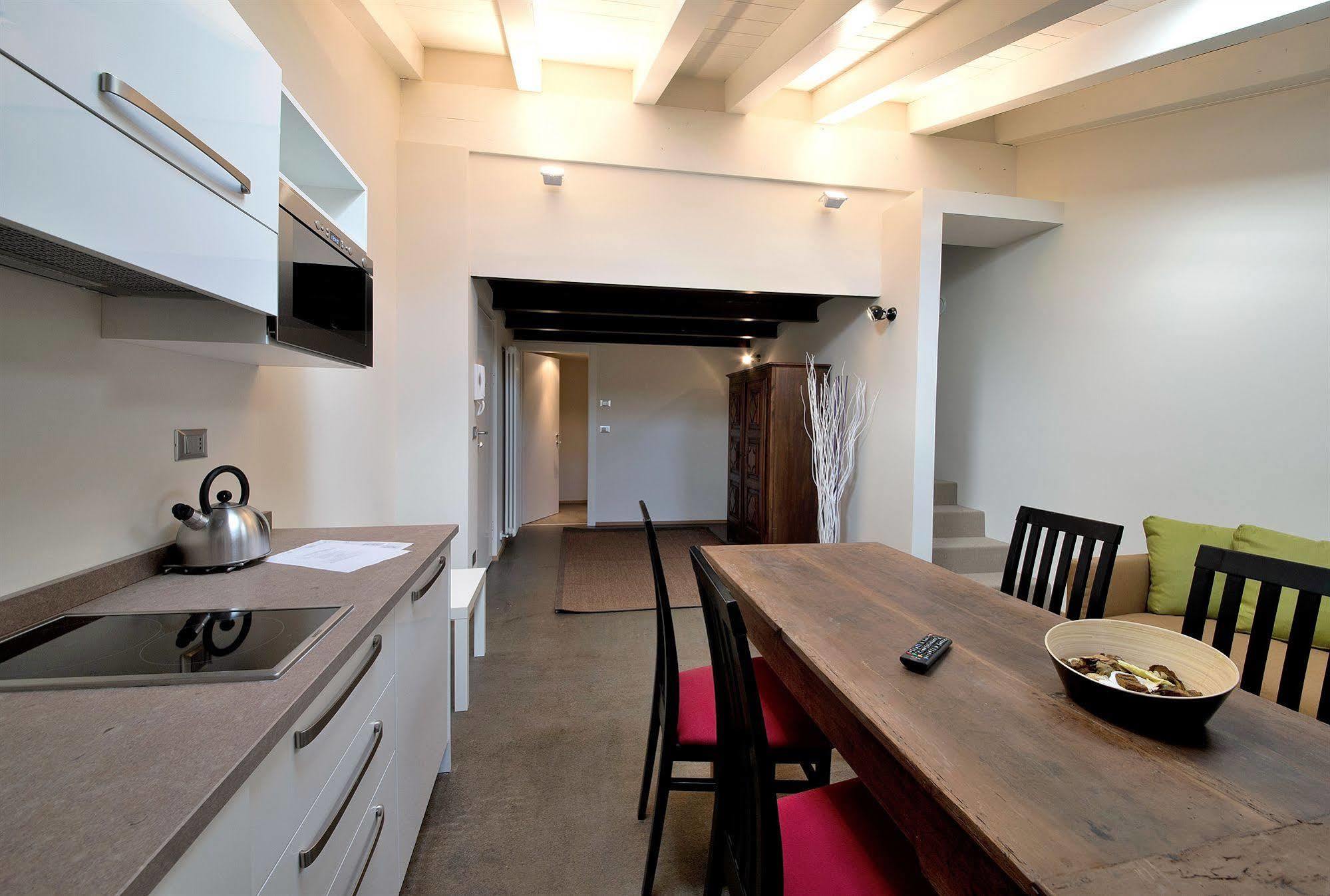 Apartements Coeur De Ville 아오스타 외부 사진